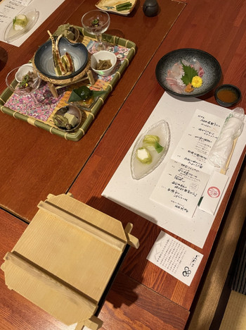 畳敷きの大浴場や、お部屋の半露天風呂を満喫しよう3997157