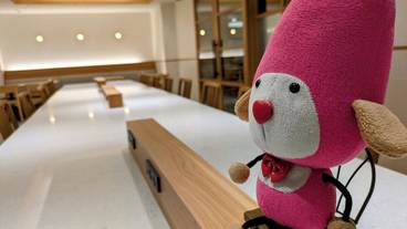 ロビーラウンジ / 11