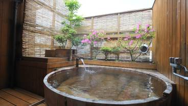 和室（竹）の露天風呂① / 10