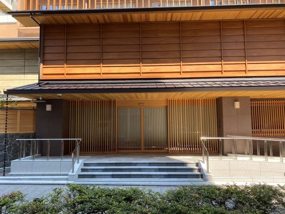 施設の正面