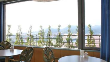 朝食スペース / 7