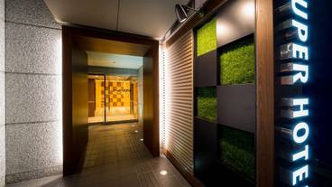 内部エントランス / 2