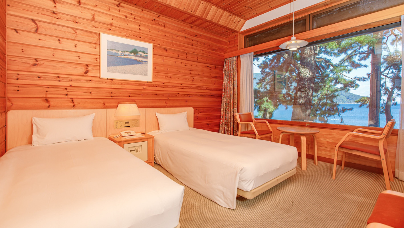 レイクサイドビュー ツインルーム