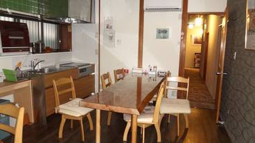 客室内のダイニングエリア / 26