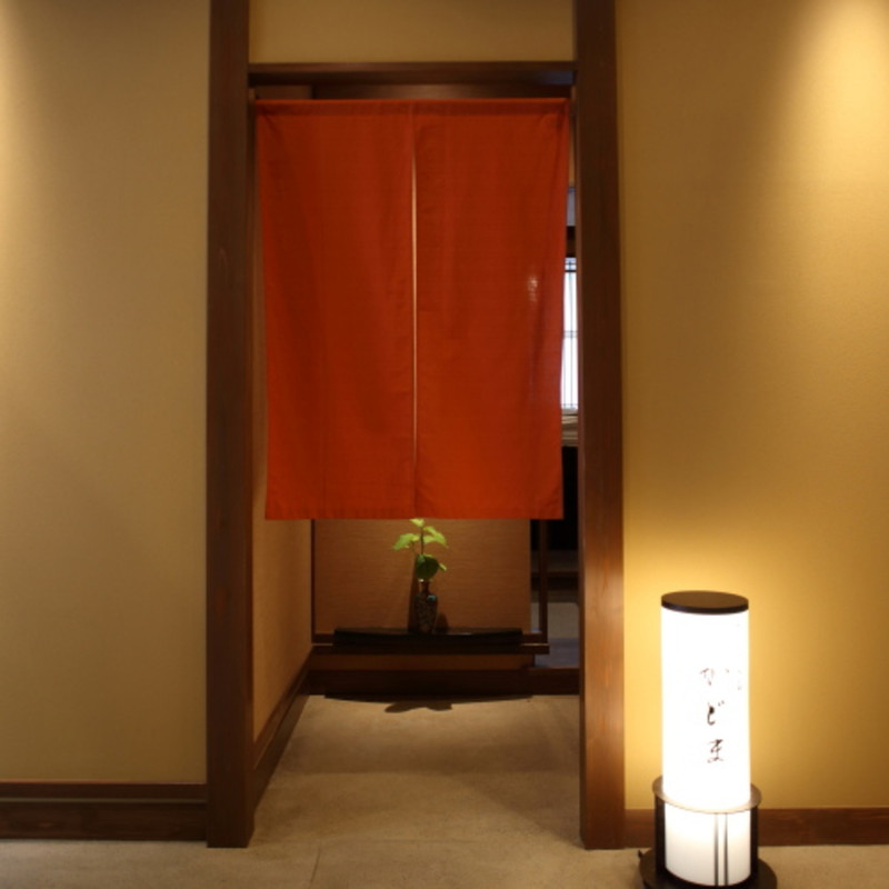 1階の食事処 かどま