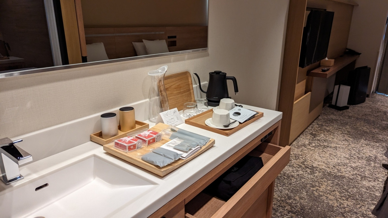 アメニティには牛乳石鹸赤箱もあります