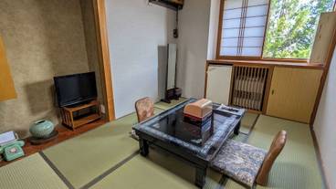 客室 / 35