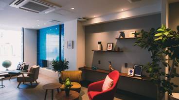 ロビー応接スペース / 4