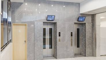 エレベーター / 1