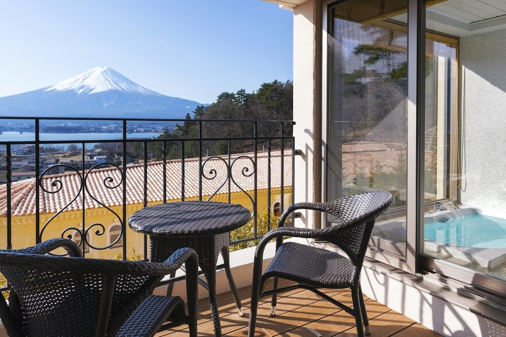 プロヴァンスの香りが漂うリゾートで、富士山を眺めながら優雅な時間を3381687