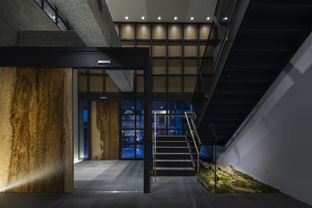 内部エントランス