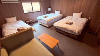 スタンダード トリプルルーム シングルベッド 3 台 禁煙