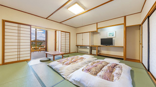 風呂付和室12.5畳（禁煙）