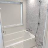 独立型のバスルーム一例 / 1