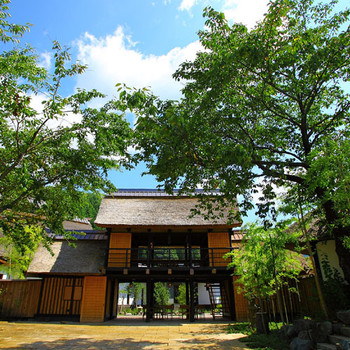 日本の原風景に佇む、安らぎと快適さを兼ね備えた湯宿4237057