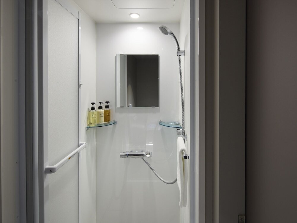 シャワーブース