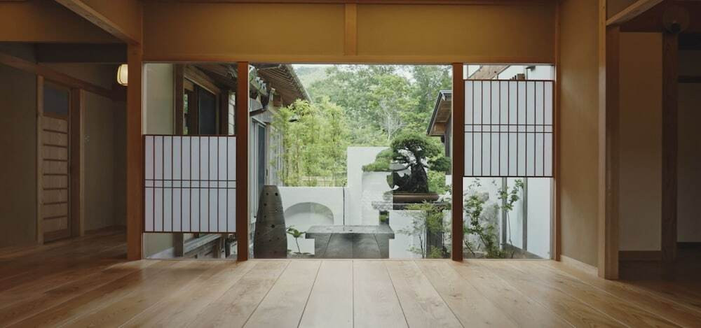 内部エントランス