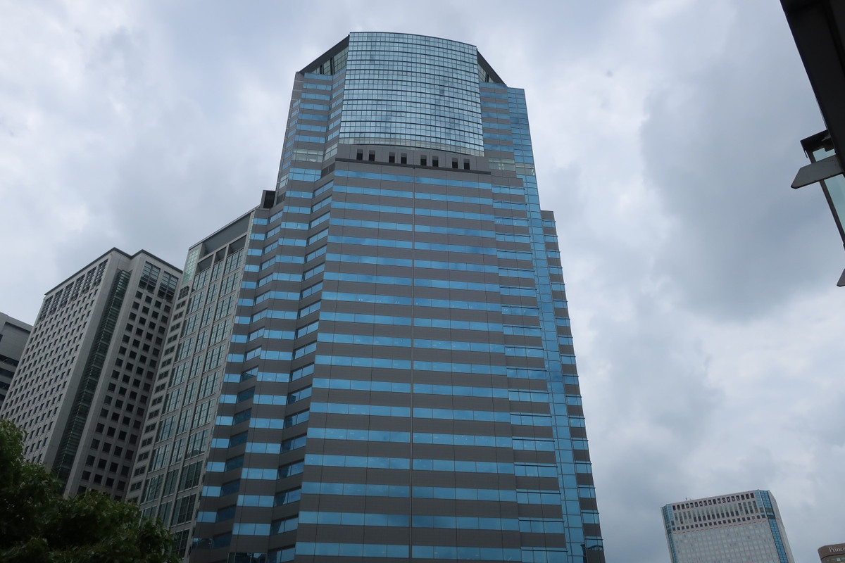 26階以上がホテルです