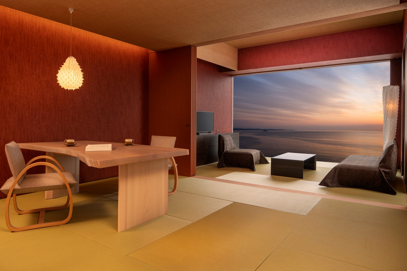 楽しみ方は無限！ここでしか味わえないドラマティック温泉街3421776