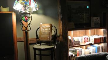 光ラウンジ② / 2