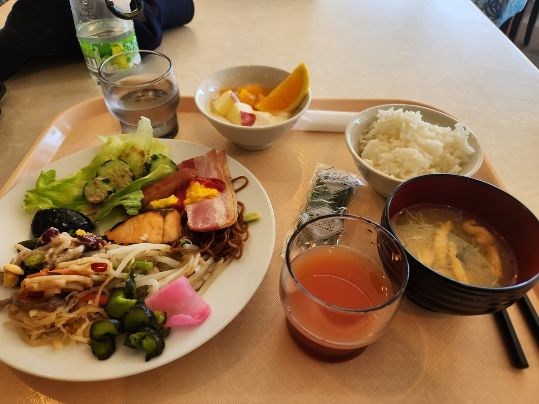 朝食バイキング