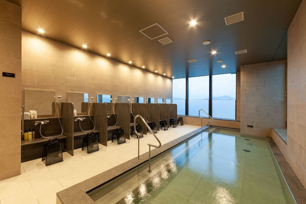 天然温泉の屋上プールでリゾート気分♪4046215