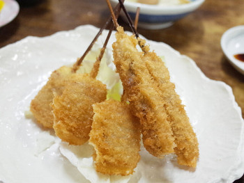 名物はリーズナブルな「串カツ」1299534