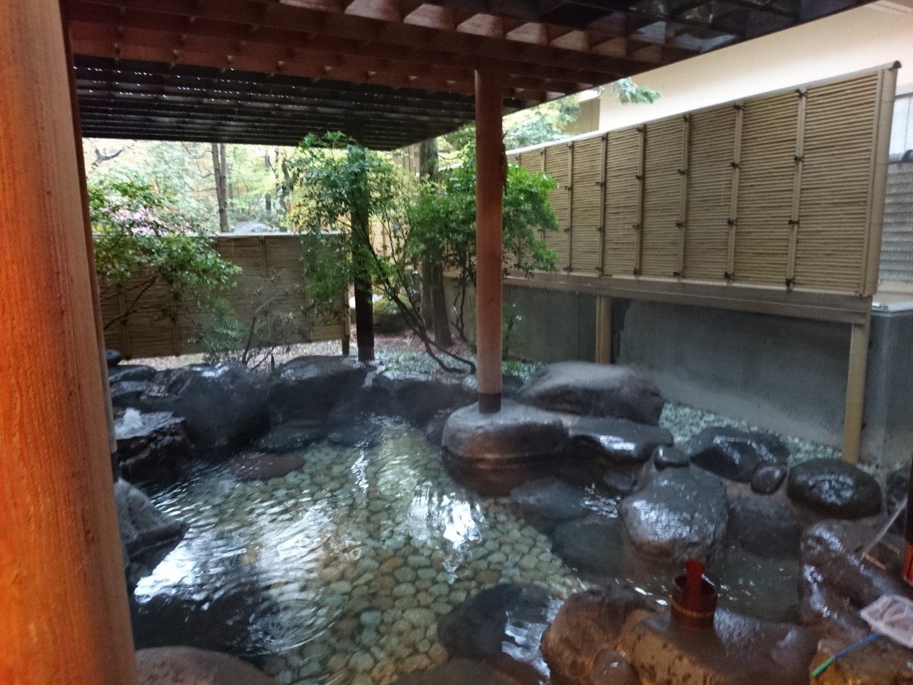 檜の湯船でとことんリラックス3638953