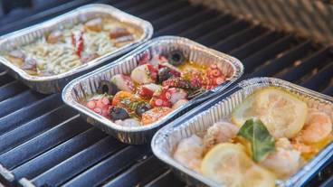 食事・飲み物 / 3