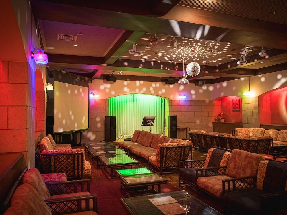 カラオケ ルーム