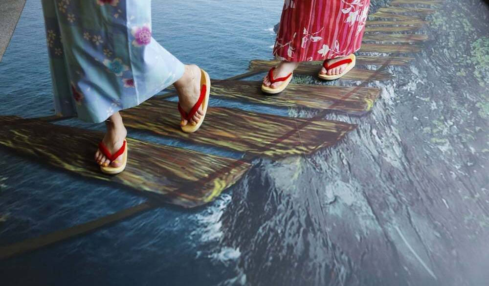 トリックアート_つり橋 / 1