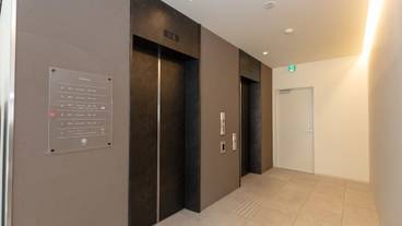 ロビーラウンジ / 16