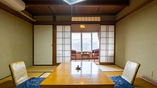 眺望のよい　和室8畳~18畳 (付近にレストラン無し, チェックイン午後6時まで)