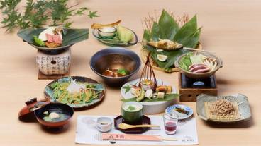 食事・飲み物 / 1