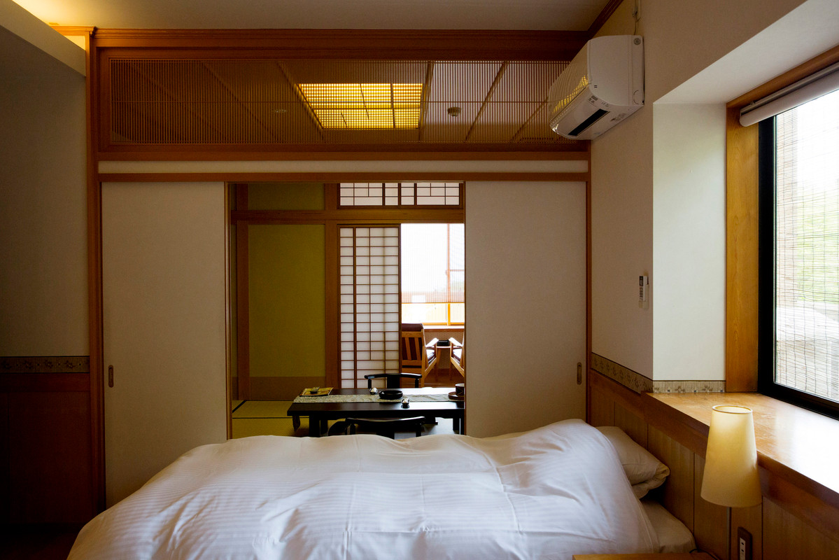 別館　鶴の居 源泉掛流し風呂付客室③