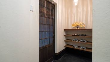 内部エントランス / 2