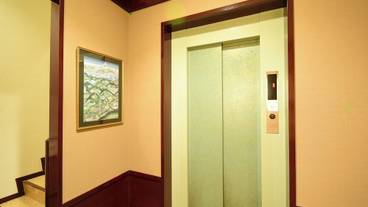 施設内の設備 / 15