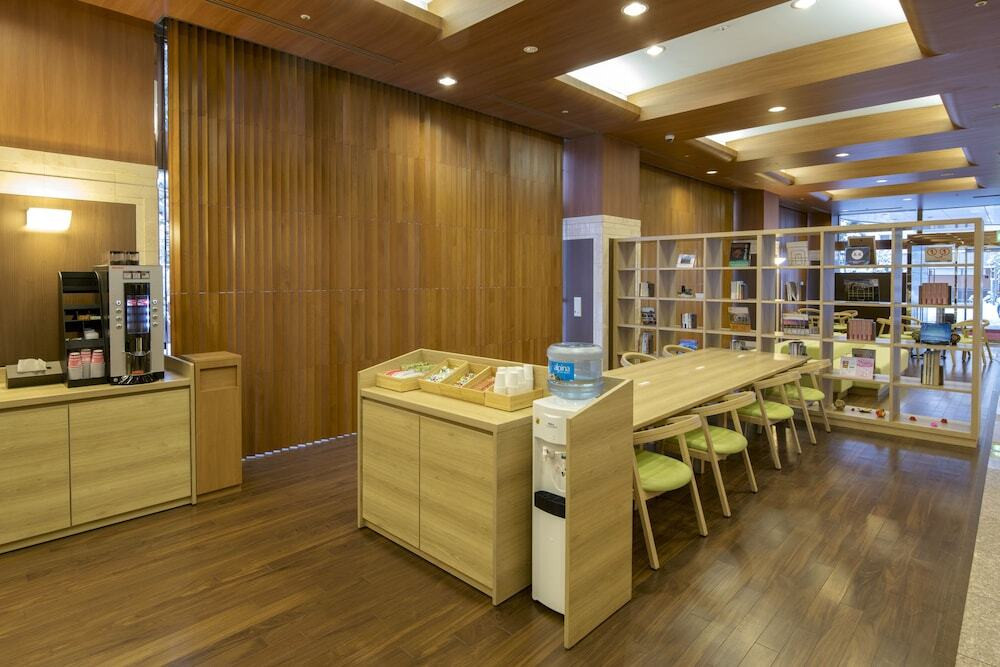 ロビー応接スペース