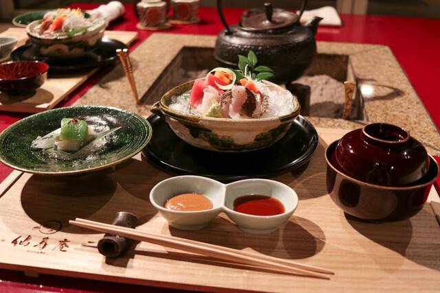 個室で気兼ねなく
創作和食に舌鼓 / 4
