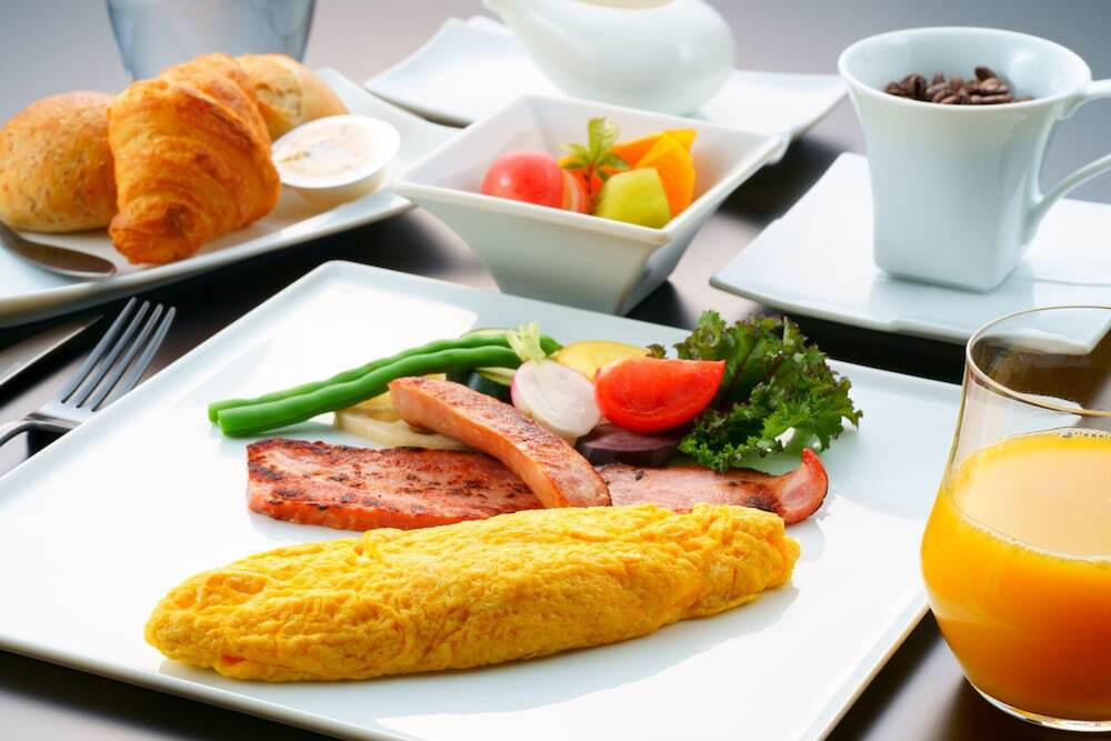 好きなメインを選べる朝食♪アートな空間で非日常体験4038686