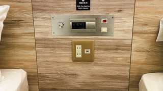 スタンダード ダブルルーム クイーンベッド 1 台 禁煙