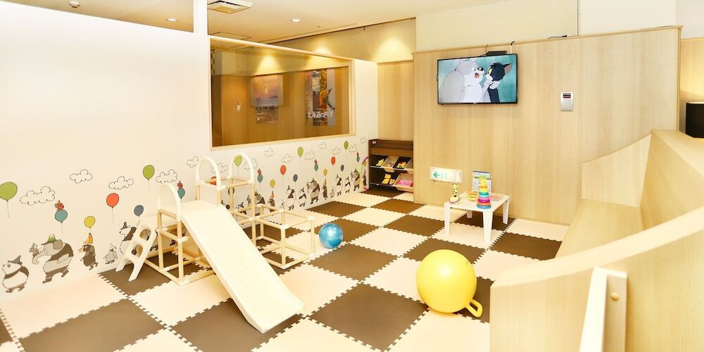 子供用の遊び場 - 屋内