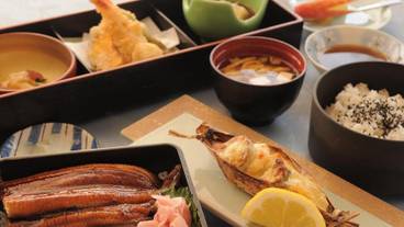 食事・飲み物 / 1