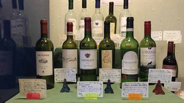 食事・飲み物 / 3