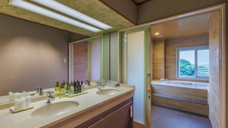 (嬉春亭) 和洋スイート (バイキング) 禁煙