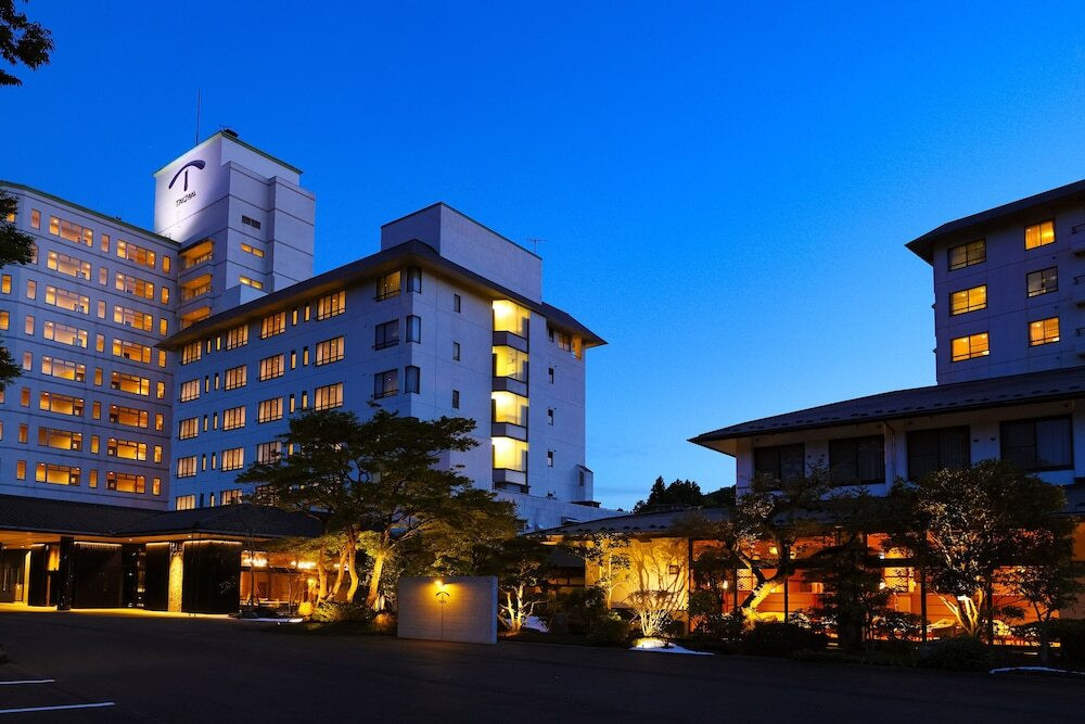 外観 夜