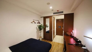 スタンダードダブルルーム ダブルベッド1台 シャワーのみ 禁煙