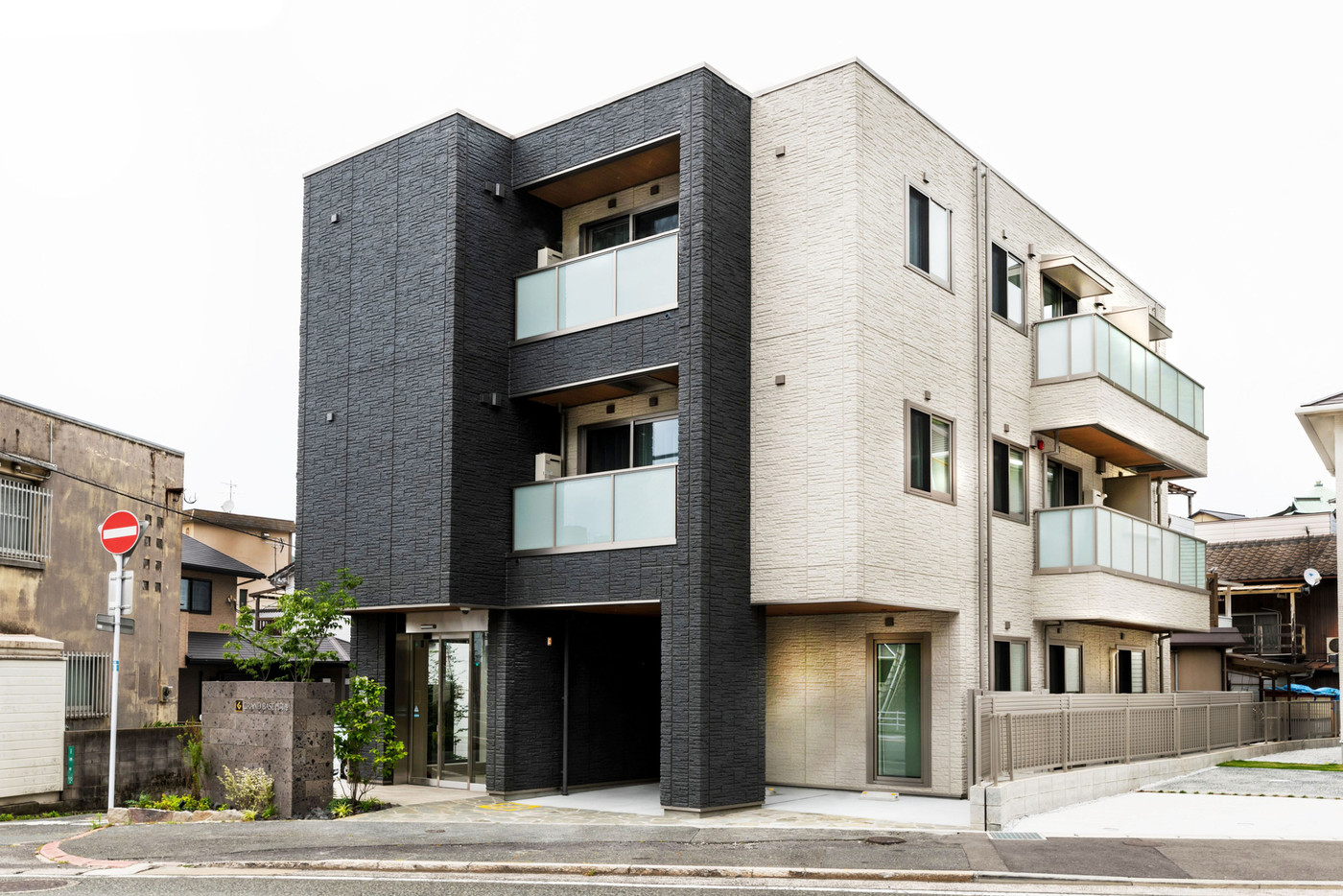 門司港レトロ地区そばにあるコンドミニアム3553001