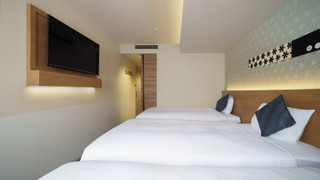 デラックスツインルーム禁煙 ベッド2-3台　23.7平米