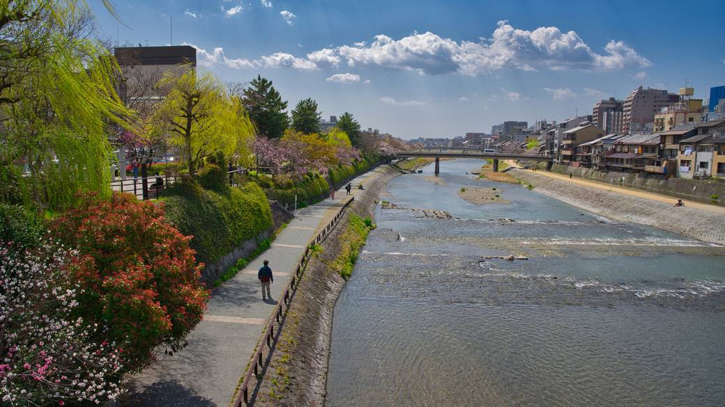 京都河原町駅に到着
「ZENBI」で美術鑑賞 / 1